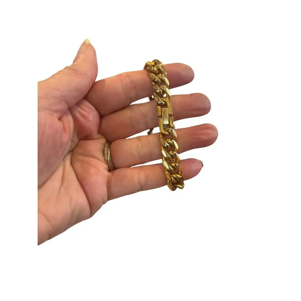 Trifari Gold Chain Bracelet Watch Mother of Pearl Dial 90s Chunky Jewelry Quartz